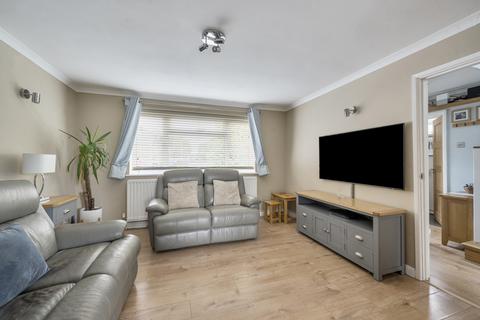 undefined, Briars Close, Reading RG8