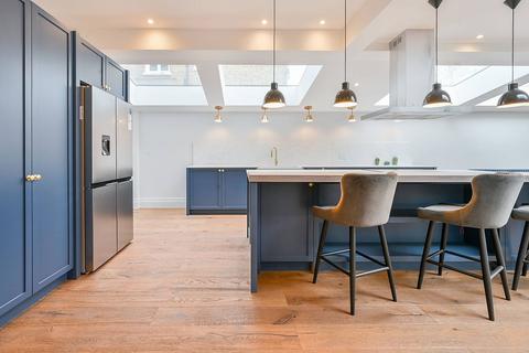 5 bedroom terraced house for sale, Wormholt Road, Shepherd's Bush, London, W12