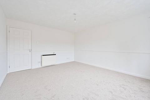 2 bedroom flat for sale, Kingfisher Drive, Hemel Hempstead, HP3
