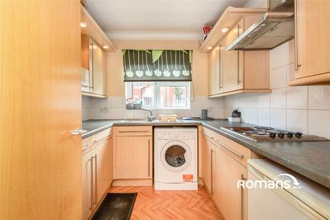 2 bedroom flat to rent, Arthurs Close, Emersons Green, Bristol, BS16