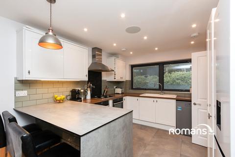 undefined, Maple Close, Sandhurst, Berkshire, GU47