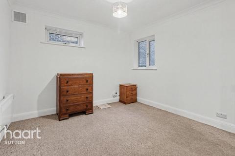 undefined, Cheam Road, SUTTON