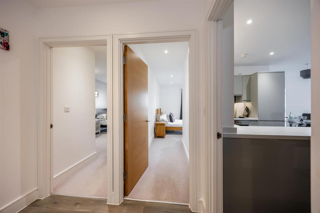 Sanctuary Apt1017 Jefferson Avenue-11web300.jpg