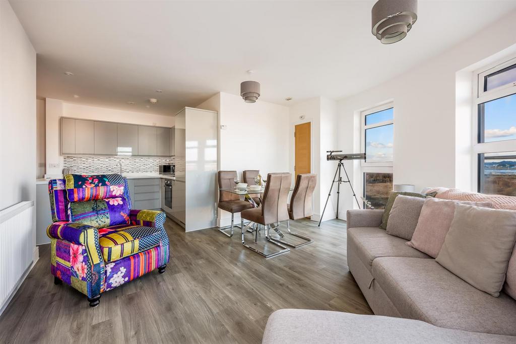 Sanctuary Apt1017 Jefferson Avenue-25web300.jpg