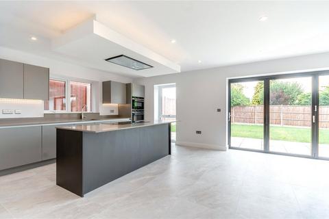 6 bedroom detached house for sale, Cleves Gardens, Off Lutterworth Road, Aylestone, Leicester, LE2