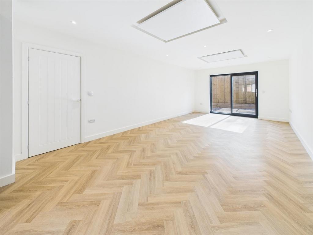 Kitchen/Living Area