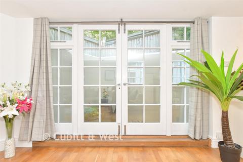 undefined, Surrey Street, Arundel, West Sussex