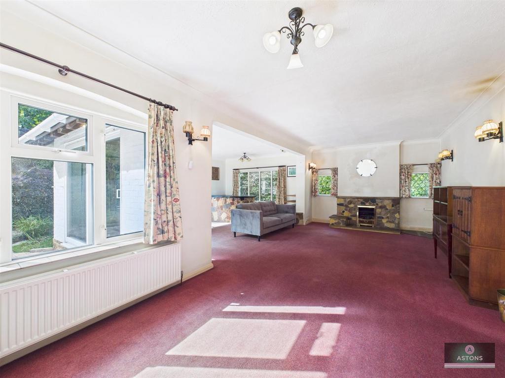 CAM04622 G0-PR0066-STILL009.jpg