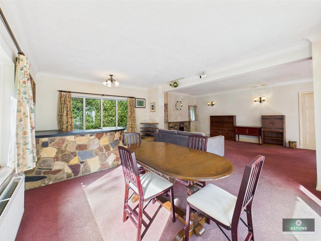 CAM04622 G0-PR0066-STILL011.jpg