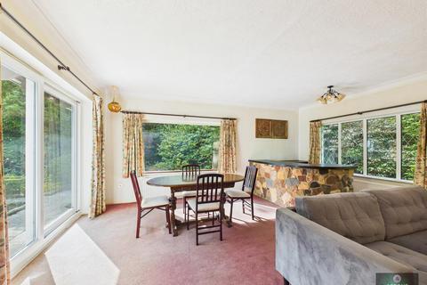 3 bedroom detached bungalow for sale, Mount Close, Pound Hill RH10