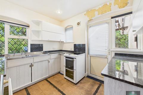 3 bedroom detached bungalow for sale, Mount Close, Pound Hill RH10