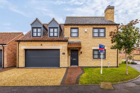 4 bedroom detached house for sale, Cleveland Avenue, North Hykeham LN6