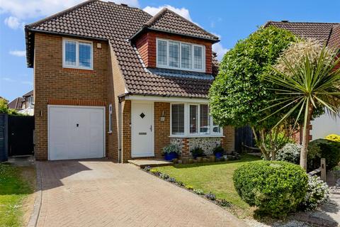 4 bedroom detached house for sale, Cowdray Close, Rustington BN16