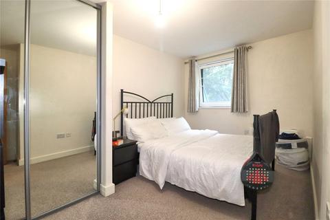 1 bedroom flat for sale, Regents Court, Woking GU21