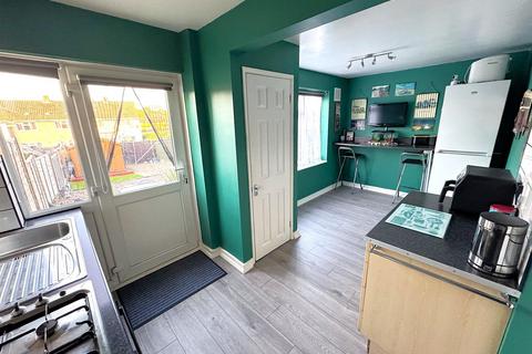 34 Blake Road, Corby, NN18 9LN