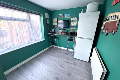 34 Blake Road, Corby, NN18 9LN