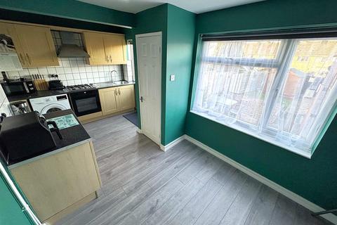 34 Blake Road, Corby, NN18 9LN