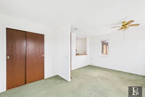 undefined, 34 Verona Close, Uxbridge UB8