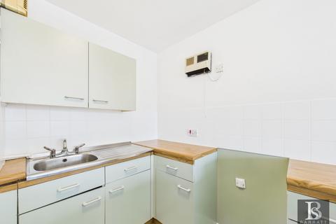 undefined, 34 Verona Close, Uxbridge UB8