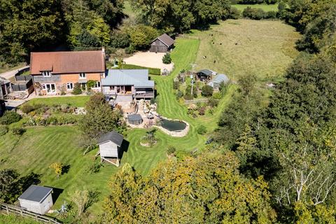 undefined, West Hill