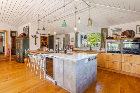 undefined, West Hill