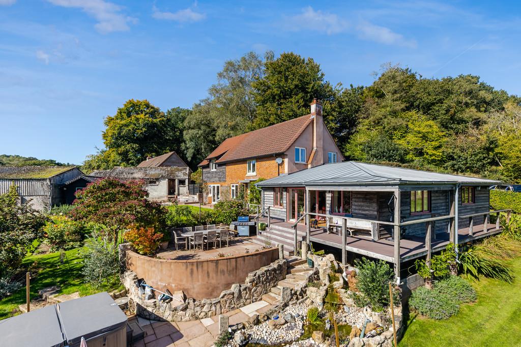 A09 - Cuckoo Down Farm West Hill - 250923