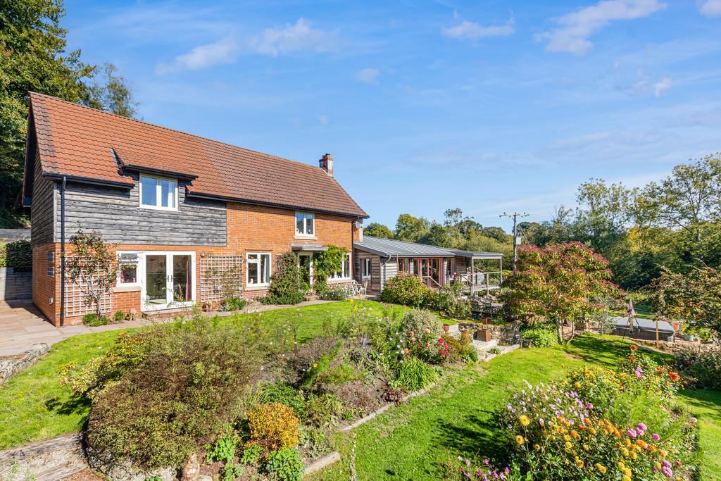 A01 - Cuckoo Down Farm West Hill - 250923