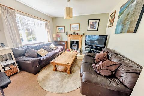 undefined, Charlton Marshall