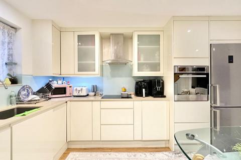 undefined, Nightingale Way, London E6