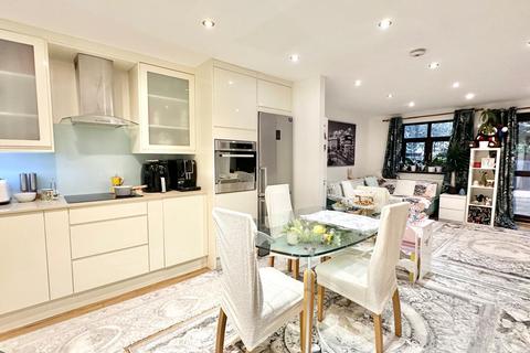 undefined, Nightingale Way, London E6