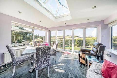 5 bedroom detached bungalow for sale, Little Witley, Worcester