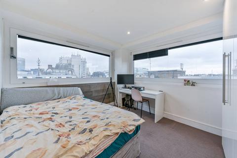 2 bedroom maisonette to rent, Wells Street, Fitzrovia, London, W1T