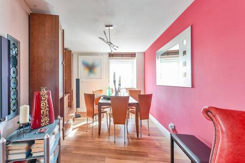 2 bedroom flat for sale, Palgrave Gardens, Baker Street, London, NW1