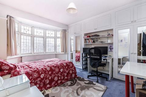undefined, Burnham Way, London W13