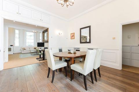3 bedroom flat for sale, St Georges Square, Pimlico, London, SW1V