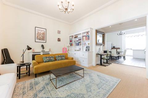 3 bedroom flat for sale, St Georges Square, Pimlico, London, SW1V