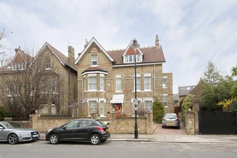 2 bedroom flat to rent, Warwick Road, Ealing, London, W5