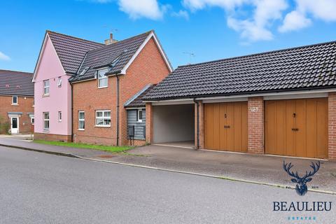 4 bedroom detached house for sale, Chelmsford CM2