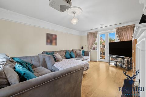 4 bedroom detached house for sale, Chelmsford CM2