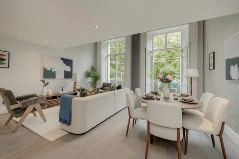 2 bedroom flat for sale, St Stephens Gardens, London W2