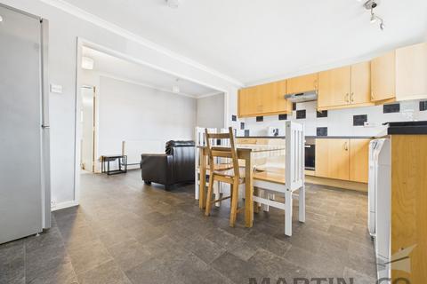 3 bedroom terraced house for sale, Millfield Close, Chichester