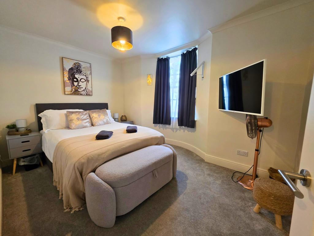 Bed 1
