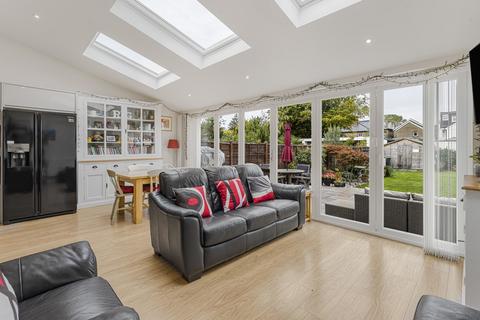 23 Worthington Road, Surbiton, KT6 7RU