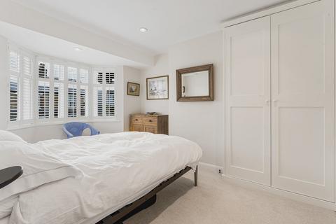 23 Worthington Road, Surbiton, KT6 7RU