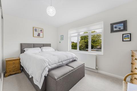 23 Worthington Road, Surbiton, KT6 7RU