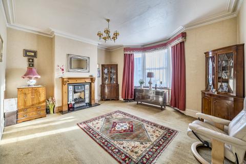 3 bedroom detached house for sale, Dorchester Road, Weybridge, KT13