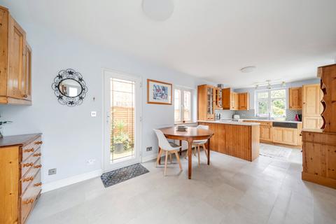undefined, Dorchester Road, Weybridge, KT13
