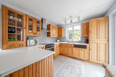 undefined, Dorchester Road, Weybridge, KT13