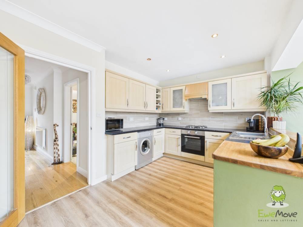 Kitchen Emily Dimelow Ewemove Whitchurchand Nantwich
