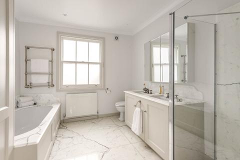 undefined, Victoria Gardens, Notting Hill, London